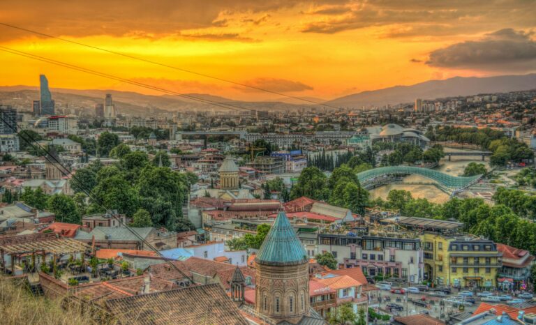 Tbilisi al tramonto, Georgia
