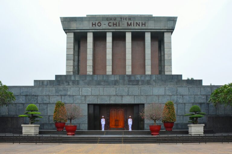 Mausoleo di Ho Chi Minh, Hanoi